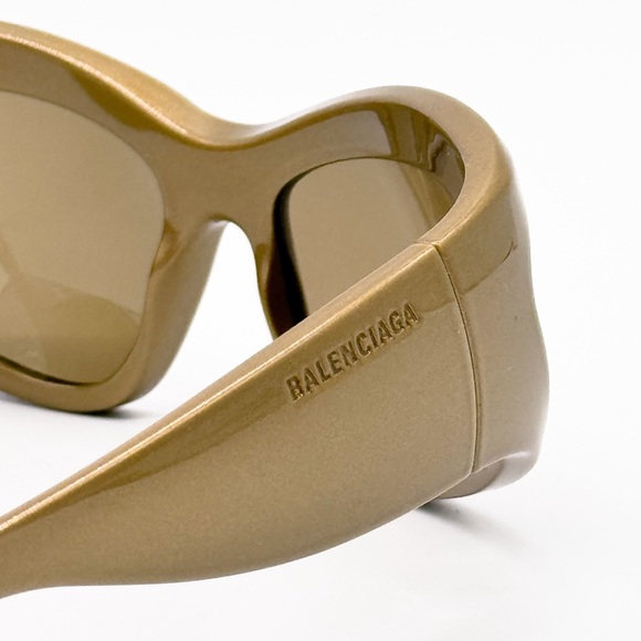 NEW BALENCIAGA BB0228S 004 GOLD OVERSIZED SUNGLASSES BALENCIAGA - Picture 9 of 12